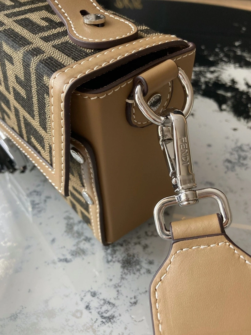 F**di baguette bags 4222c-0137