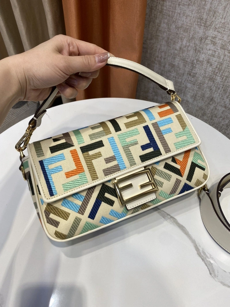 F**di baguette bags 4222c-0140