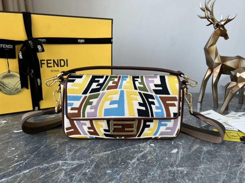 F**di baguette bags 4222c-0141