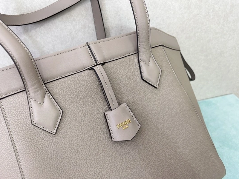 F**di shopping bags 4222c-0146