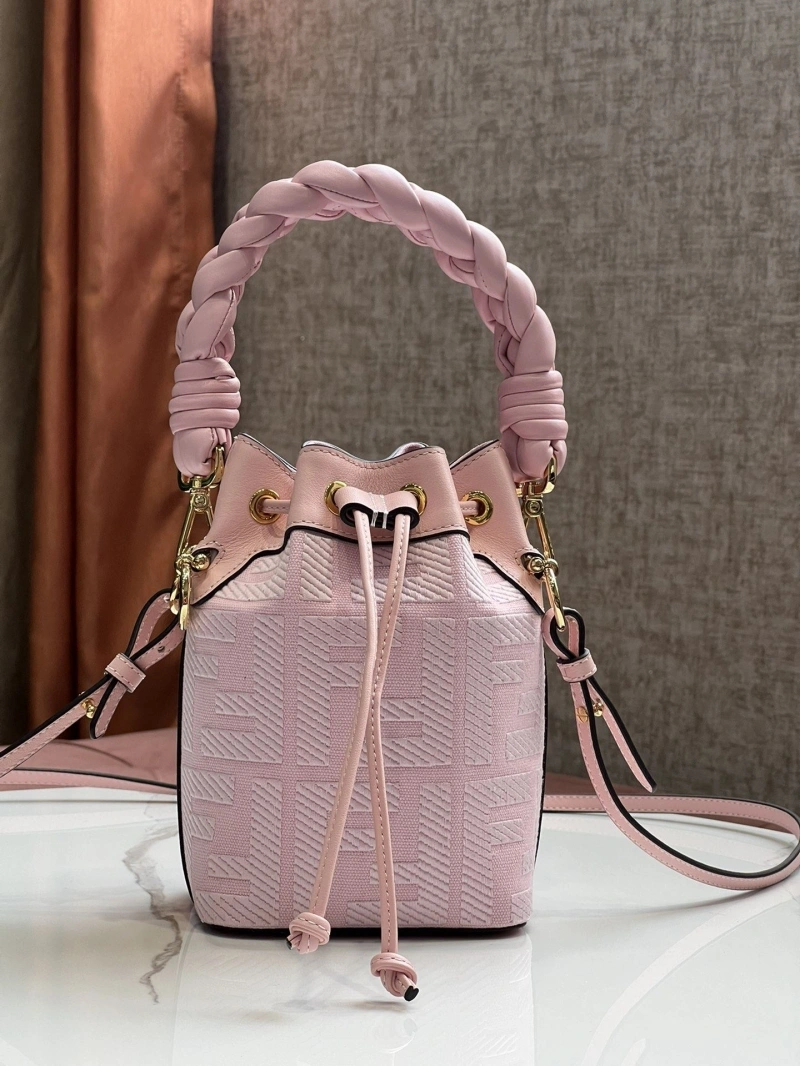 F**di bucket bags 4222c-0153