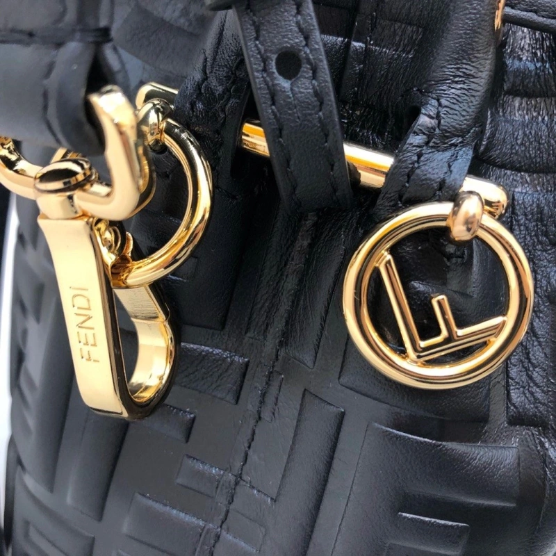 F**di bucket bags 4222c-0170