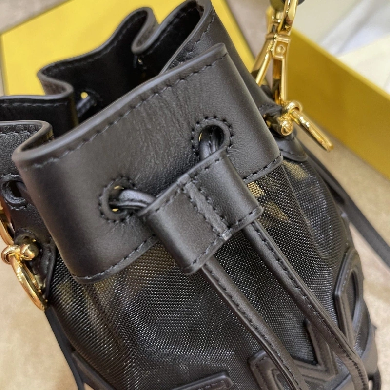 F**di bucket bags 4222c-0172