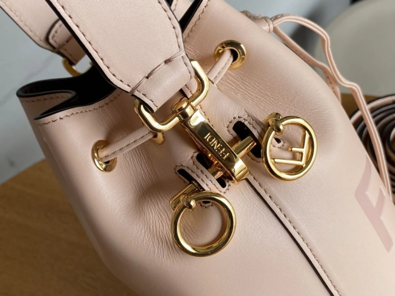 F**di bucket bags 4222c-0176