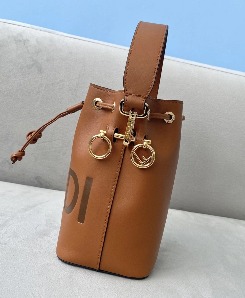 F**di bucket bags 4222c-0178