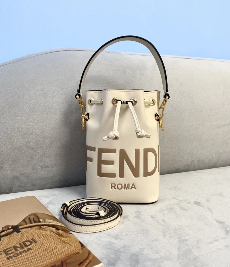 F**di bucket bags 4222c-0179