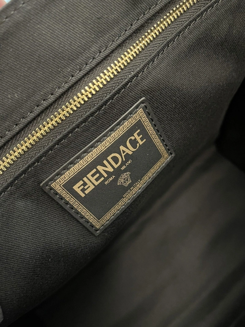 F**di shopping bags 4222c-0204