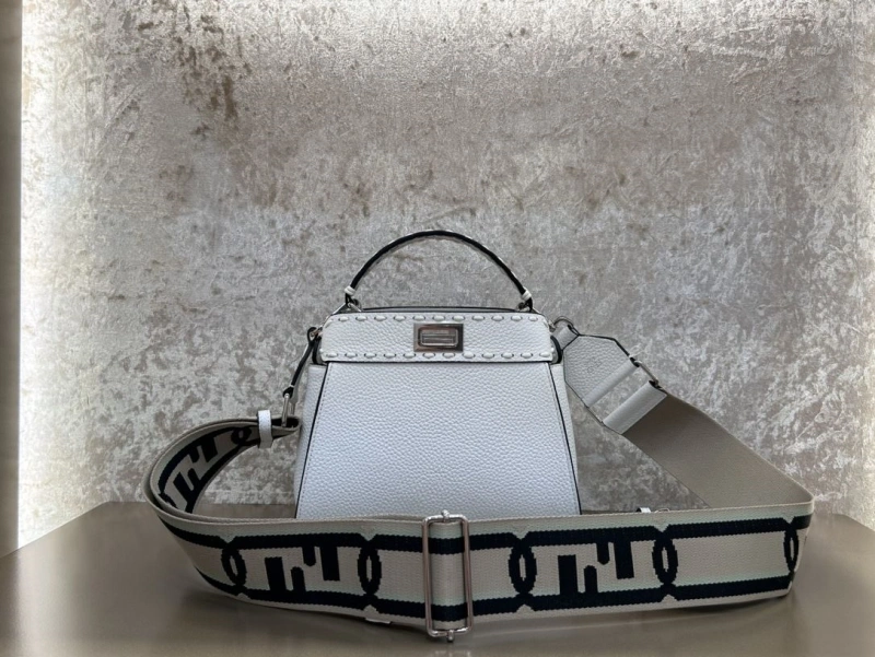 F**di top handle bags 4222c-0210