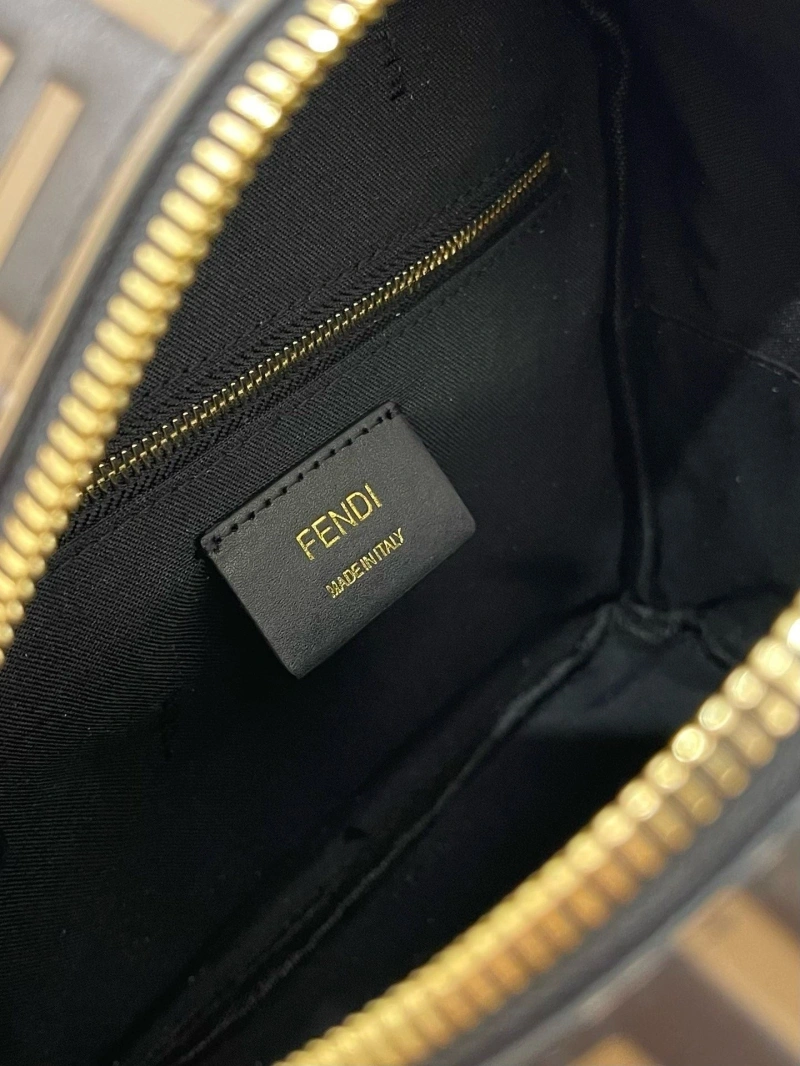 F**di backpacks 4222c-0216