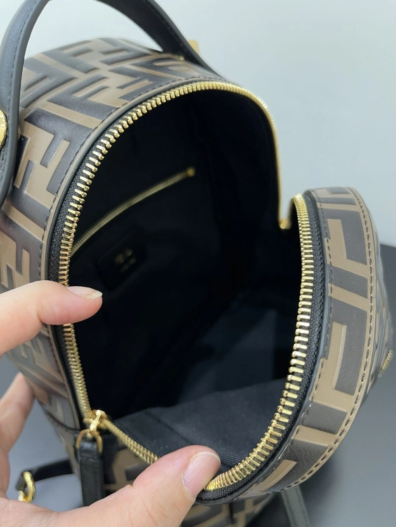 F**di backpacks 4222c-0216