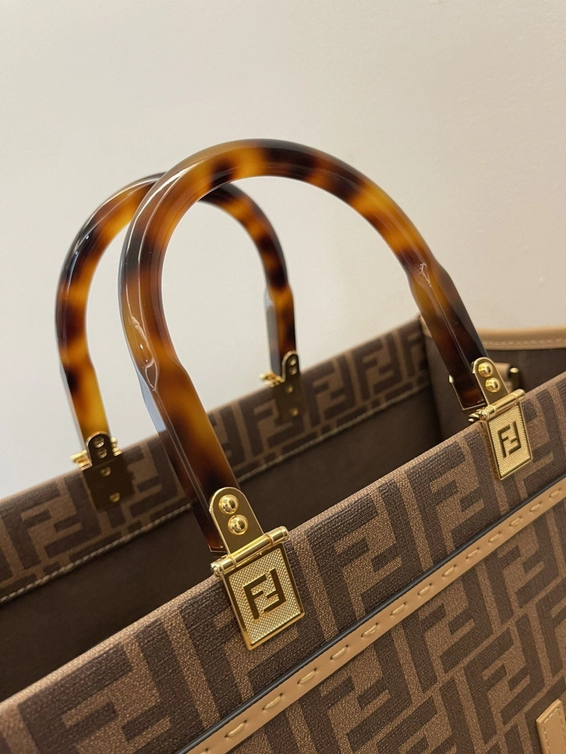 F**di shopping bags 4222c-0266