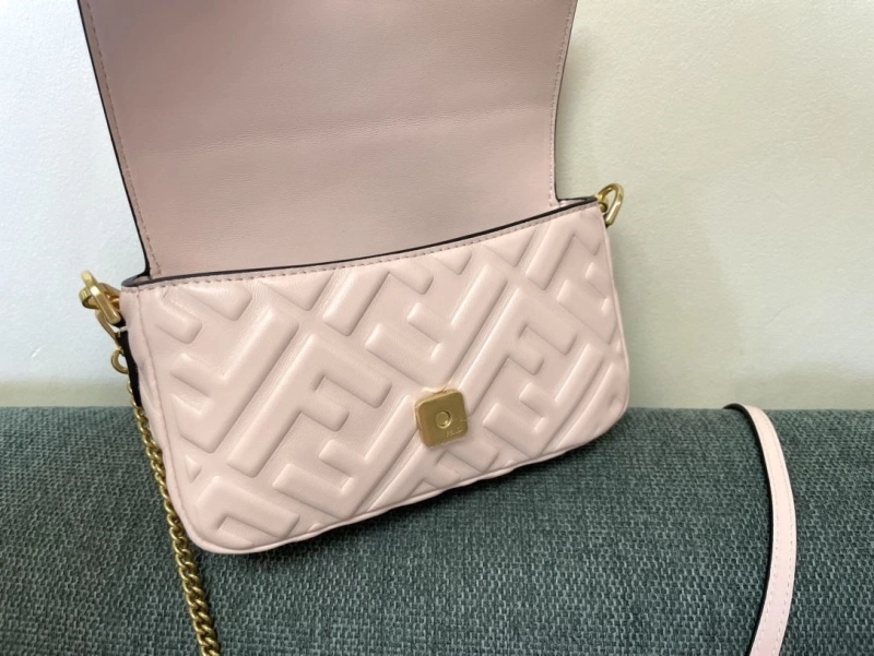 F**di baguette bags 4222c-0295