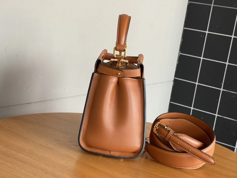 F**di top handle bags 4222c-0337