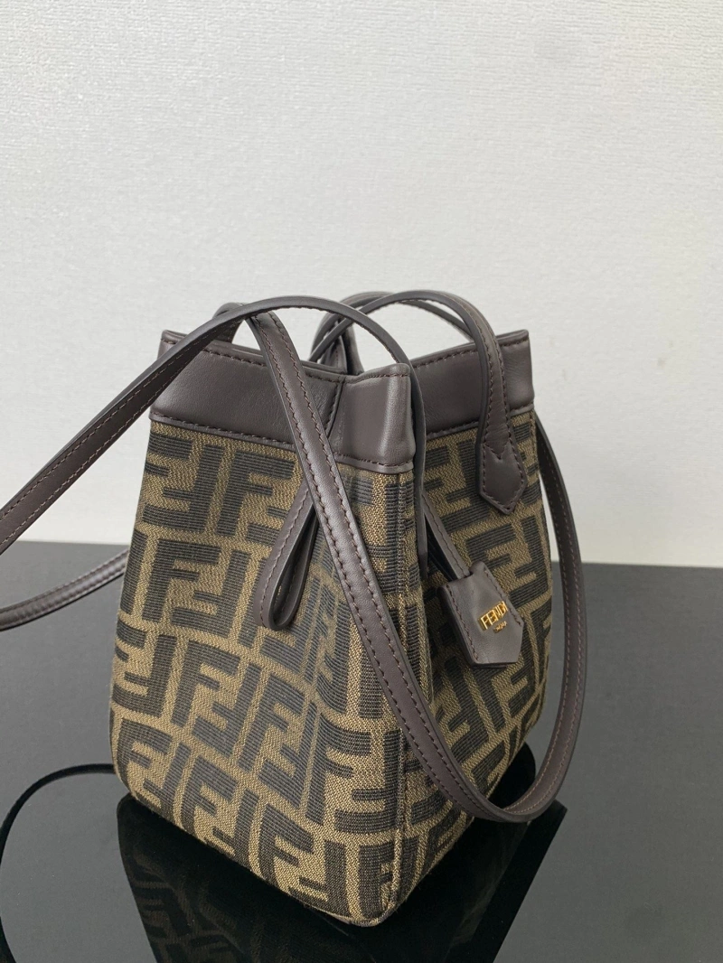 F**di shopping bags 4222c-0362