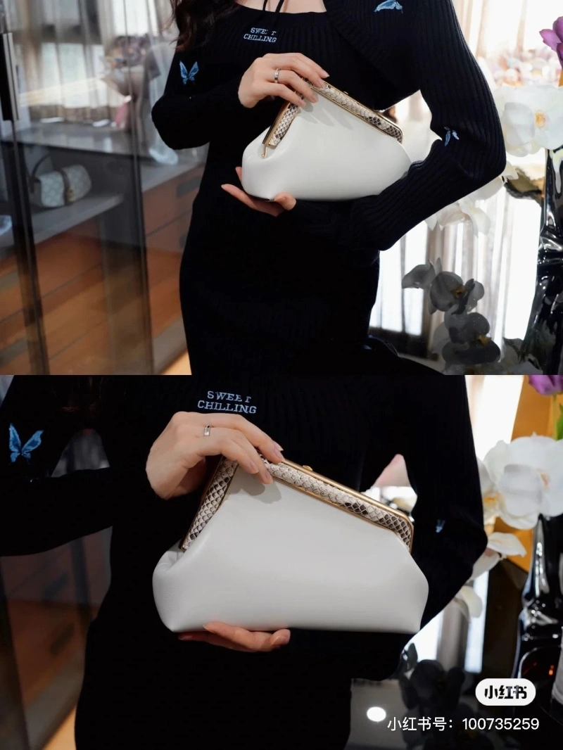 F**di first bags 4222c-0363