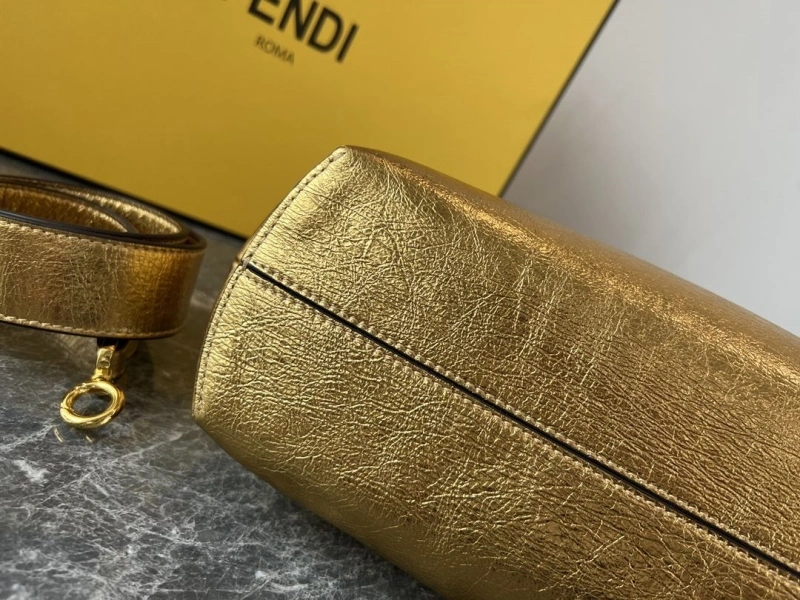 F**di first bags 4222c-0376