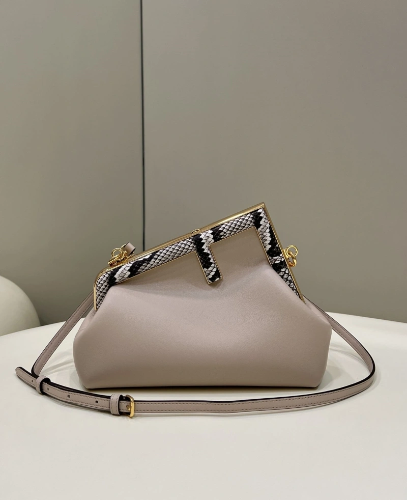 F**di first bags 4222c-0378