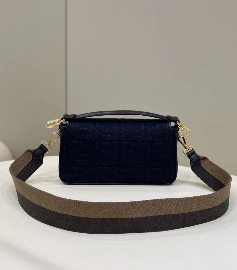 F**di baguette bags 4222c-0384