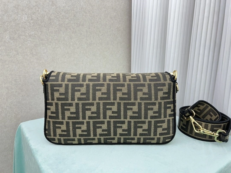 F**di baguette bags 4222c-0388