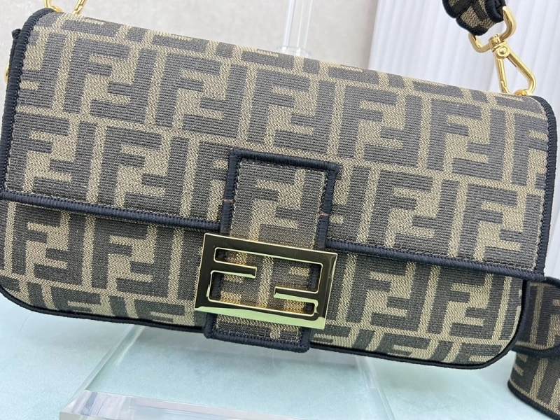 F**di baguette bags 4222c-0388