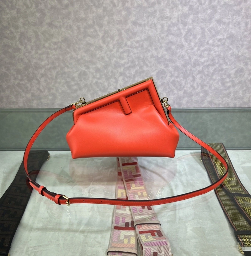 F**di first bags 4222c-0397