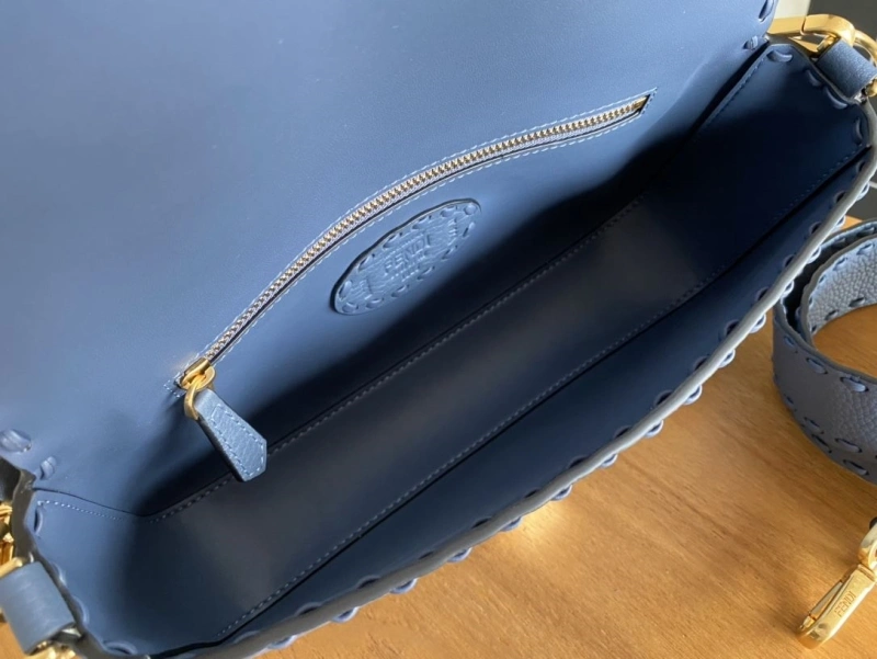 F**di baguette bags 4222c-0439