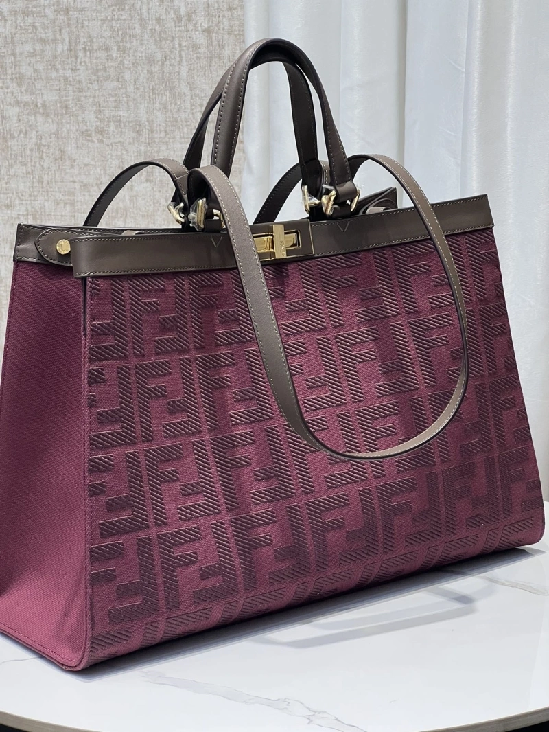 F**di shopping bags 4222c-0477