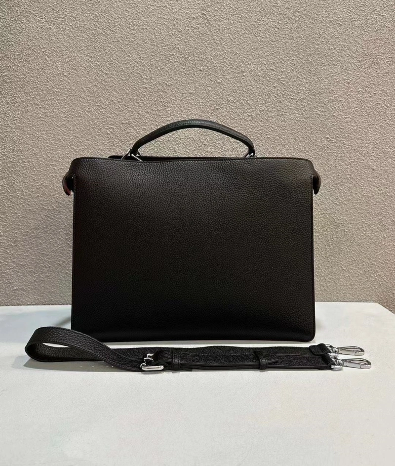 F**di shopping bags 4222c-0495