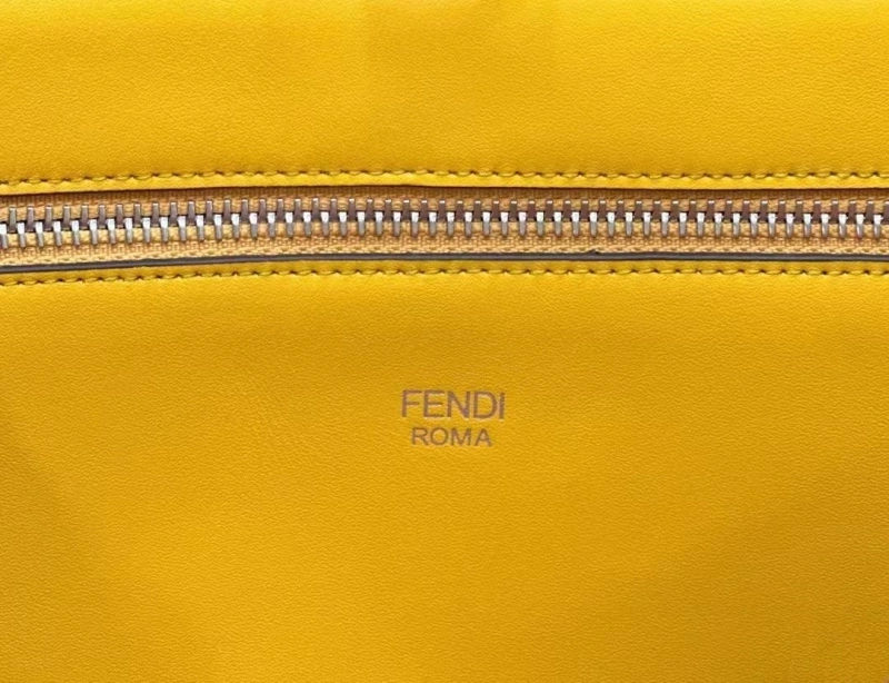F**di shopping bags 4222c-0495