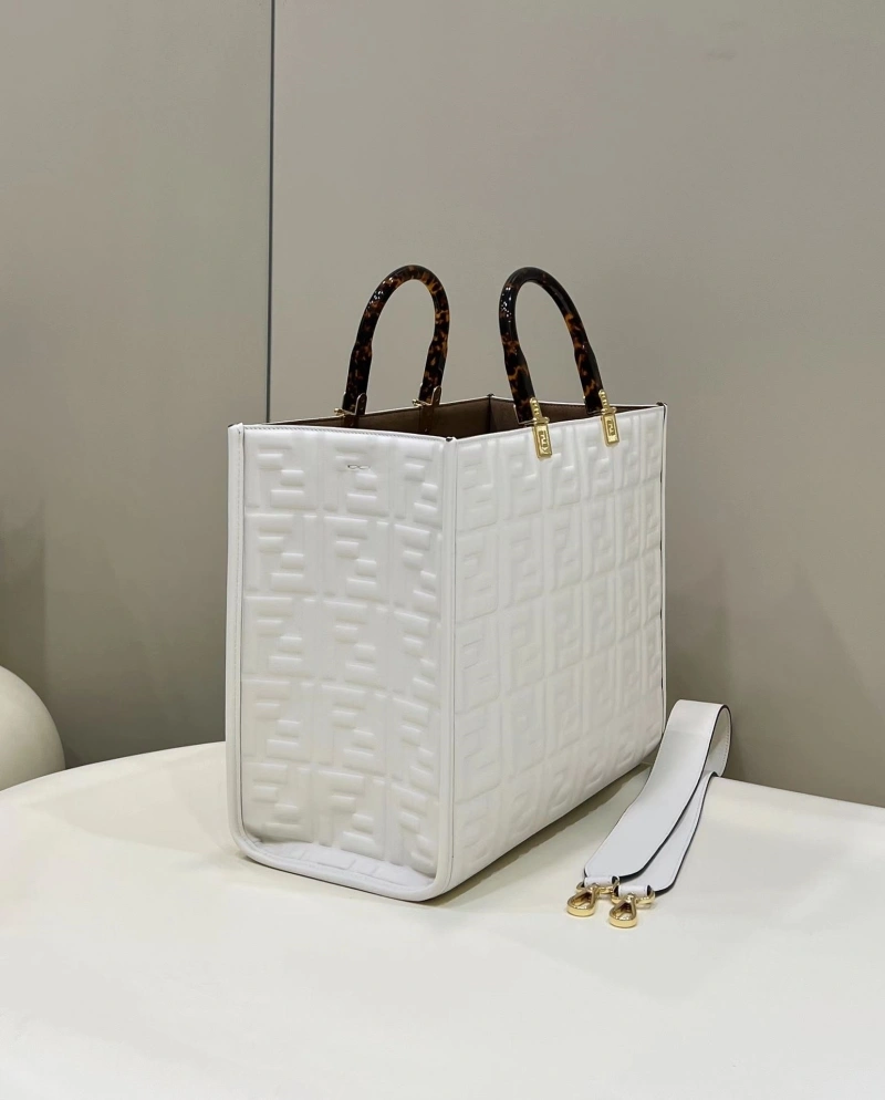 F**di shopping bags 4222c-0504