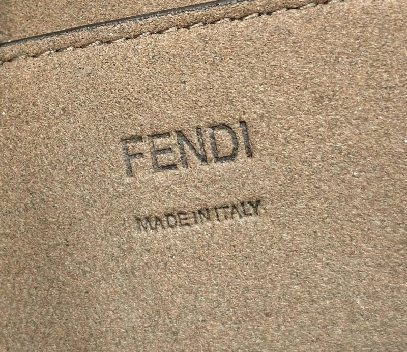F**di shopping bags 4222c-0506