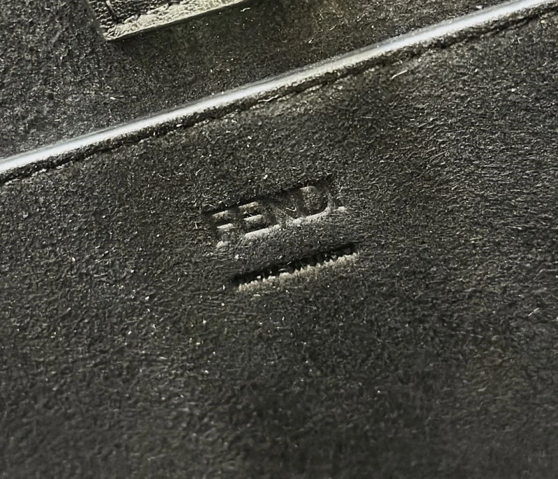 F**di shopping bags 4222c-0507