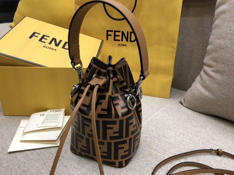 F**di bucket bags 4222c-0508