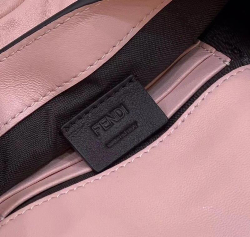 F**di baguette bags 4222c-0509