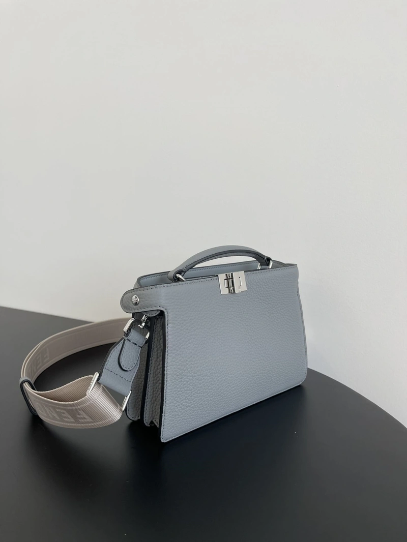 F**di top handle bags 4222c-0520