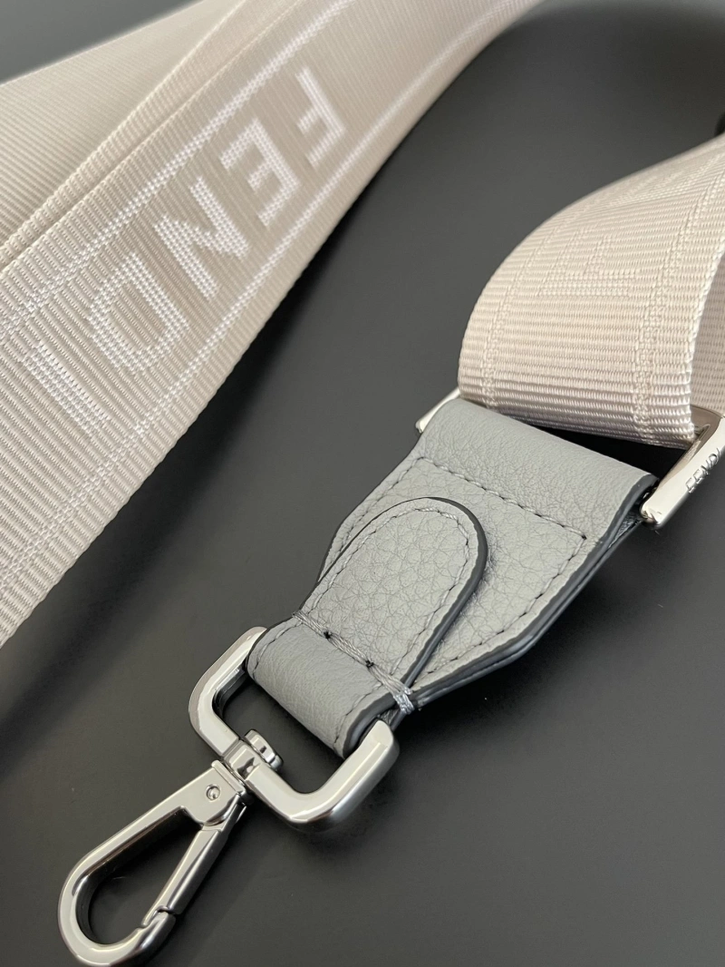 F**di top handle bags 4222c-0520