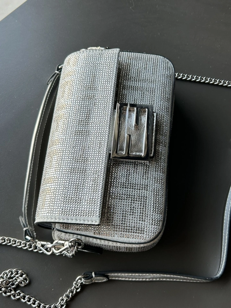 F**di baguette bags 4222c-0618