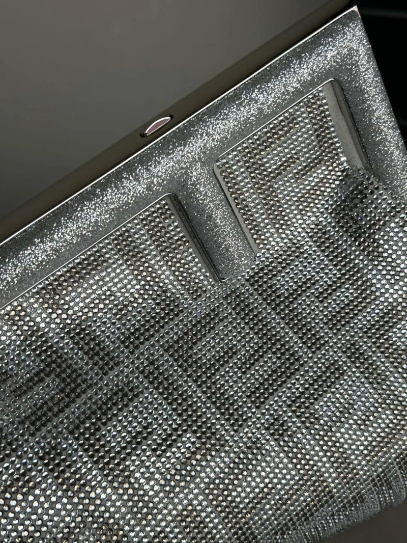 F**di first bags 4222c-0620