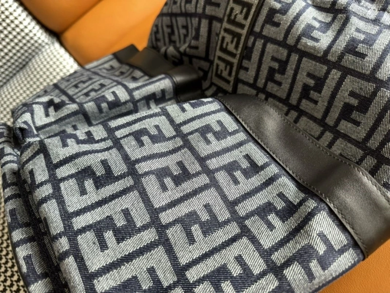 F**di backpacks 4222c-0623