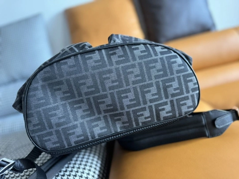 F**di backpacks 4222c-0624