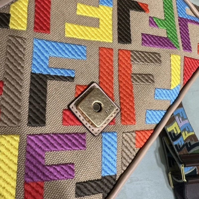 F**di baguette bags 4222c-0702