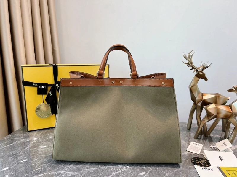 F**di shopping bags 4222c-0713