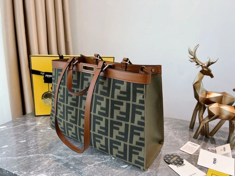 F**di shopping bags 4222c-0713