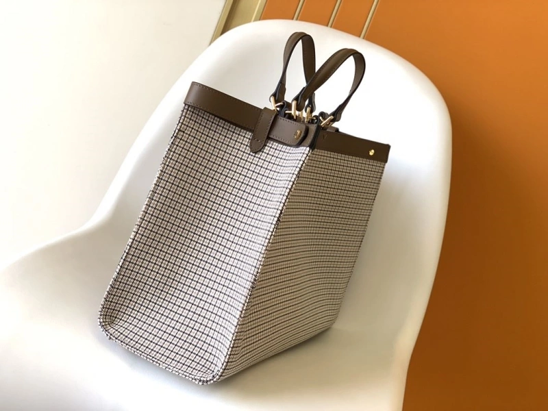 F**di shopping bags 4222c-0717