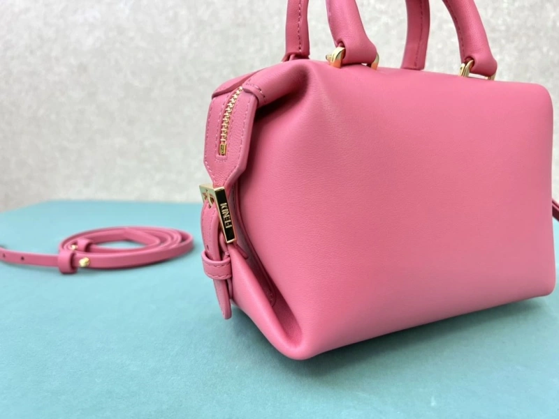 F**di top handle bags 4222c-0722