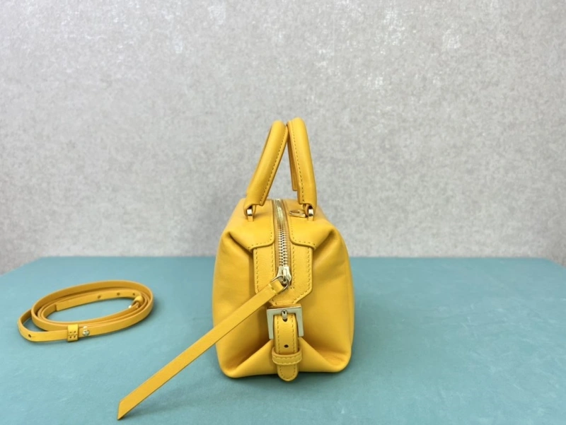 F**di top handle bags 4222c-0723