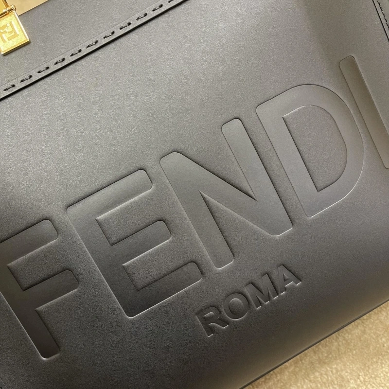 F**di shopping bags 4222c-0765