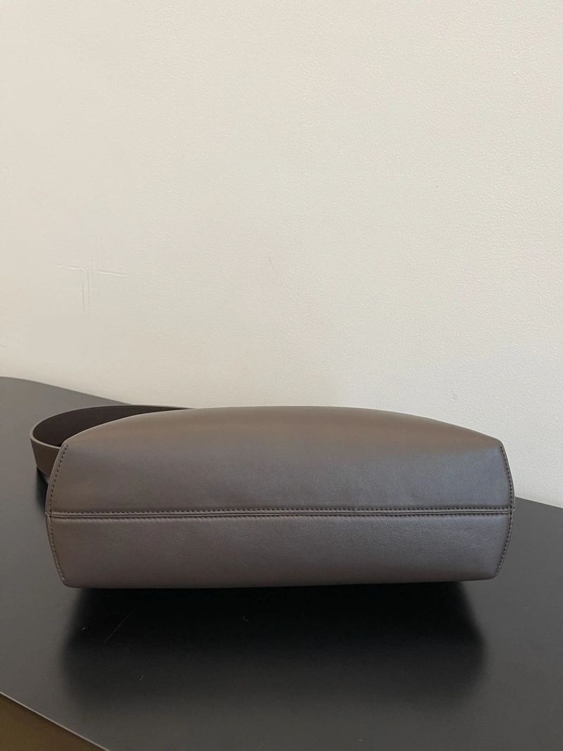 F**di first bags 4222c-0779