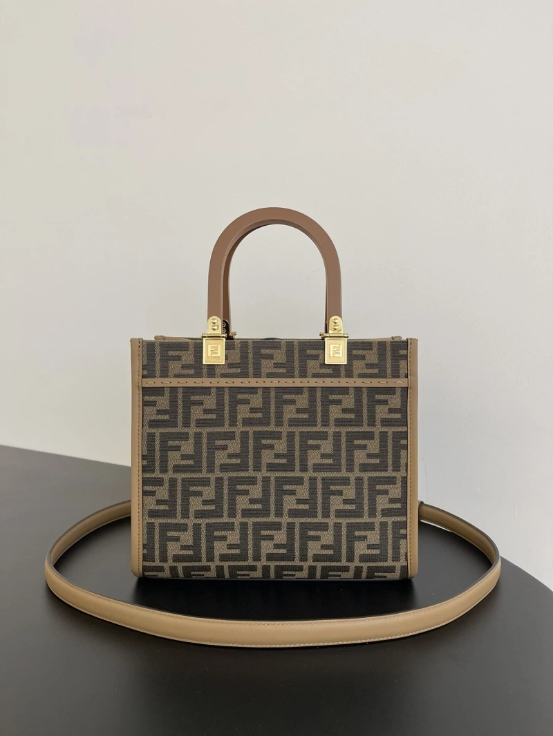 F**di shopping bags 4222c-0783
