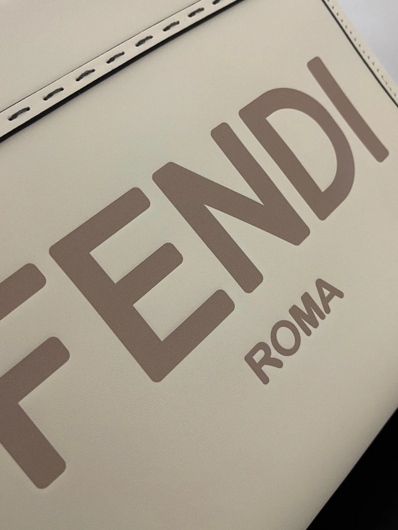 F**di shopping bags 4222c-0785